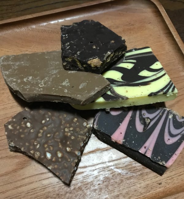 市場 チョコ 1kg 本格 クーベルチュール 12種 割れチョコ 6002割れチョコ クーベルチュール割れ